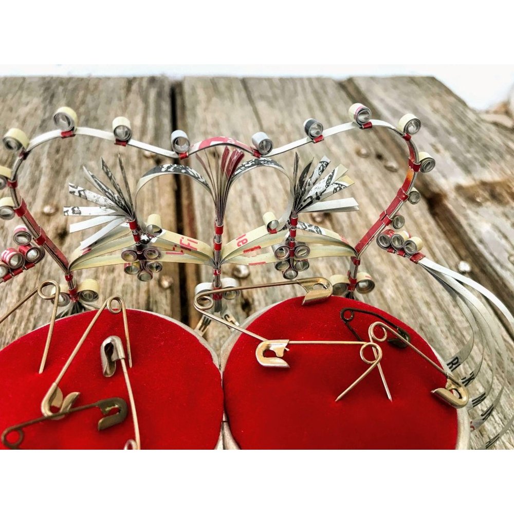 Vintage Set Of Tin Can Art Pin cushion chairs sofa - Picture 10 of 13